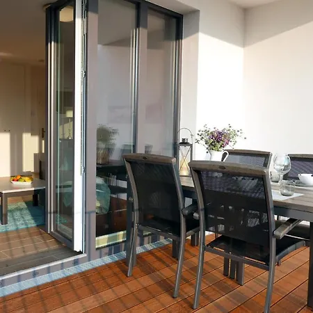 Ensemble 08 Havi * Baabe